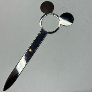 DISNEY COLLECTIBLE Swid Powell Limited addition 3000 Mickey Mouse letter opener